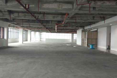 Office for rent in South Triangle, Metro Manila near MRT-3 Kamuning