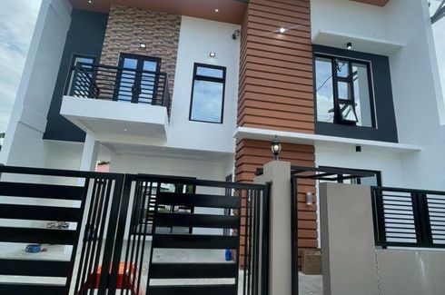 4 Bedroom House for sale in Guitnang Bayan II, Rizal