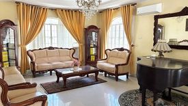 5 Bedroom House for sale in Almanza Dos, Metro Manila