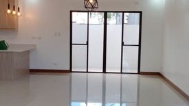 4 Bedroom House for sale in Santo Domingo, Rizal