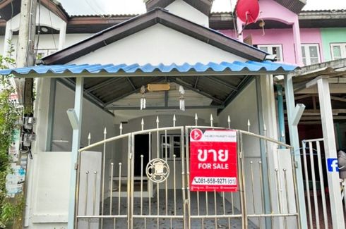 Townhouse for sale in Khlong Phra Udom, Pathum Thani