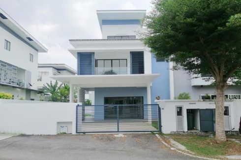 5 Bedroom House for sale in Lukut, Negeri Sembilan