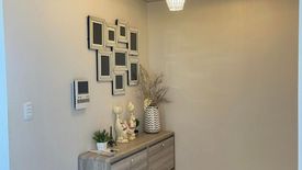 2 Bedroom Condo for rent in 8 Forbestown Centre, BGC, Metro Manila