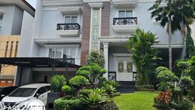 Rumah dijual dengan 4 kamar tidur di Alam Jaya, Banten