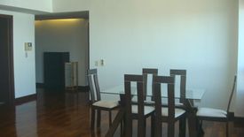 2 Bedroom Condo for rent in San Lorenzo, Metro Manila near MRT-3 Ayala