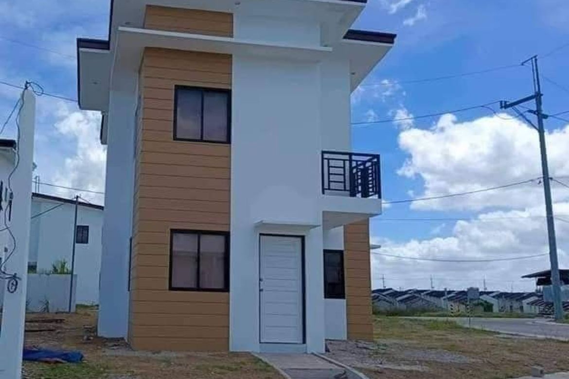 Affordable House and Lot in Brookstone Park Trece Martires near