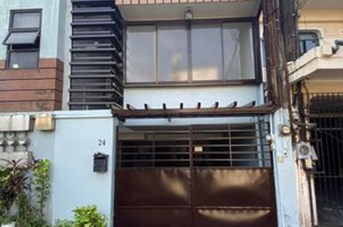 4 Bedroom Townhouse for rent in Kapitolyo, Metro Manila