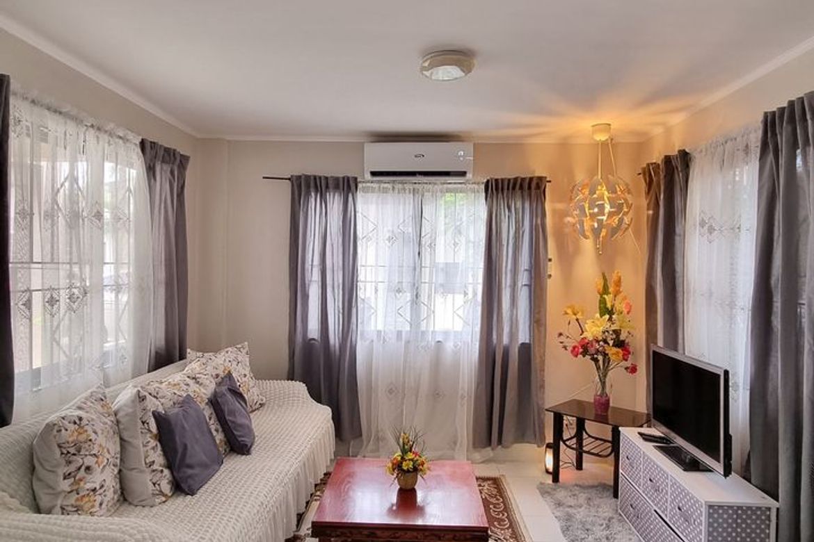 3 bedrooms Fully Furnished House For Rent Mactan LapuLapu City Very