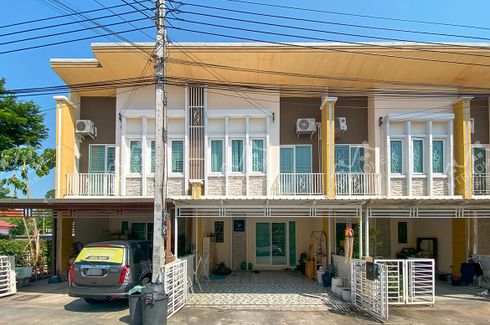 4 Bedroom Townhouse for sale in Bang Rak Yai, Nonthaburi near MRT Bang Phlu
