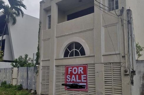 5 Bedroom House for sale in Rockwell, Metro Manila near MRT-3 Guadalupe