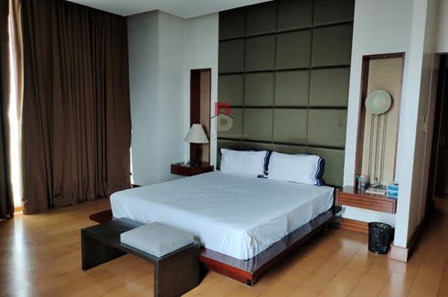 3 Bedroom Condo for rent in San Lorenzo, Metro Manila near MRT-3 Ayala