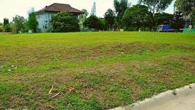 Land for sale in LOYOLA GRAND VILLAS, Ramon Magsaysay, Metro Manila near LRT-1 Roosevelt