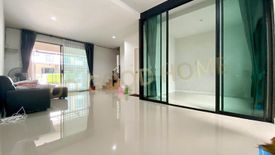 3 Bedroom Townhouse for sale in Lam Pho, Nonthaburi