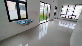 4 Bedroom House for sale in Rawang, Selangor