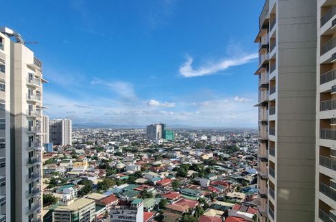 2 Bedroom Condo for sale in Kapitolyo, Metro Manila