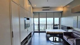 Condo for rent in Poblacion, Metro Manila