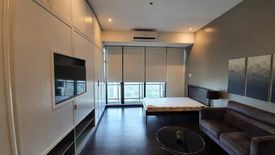 Condo for rent in Poblacion, Metro Manila