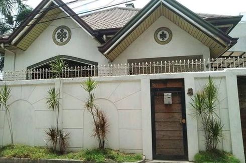 4 Bedroom House for rent in Tambo, Metro Manila
