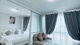 1 Bedroom Condo for sale in Talat Nuea, Phuket