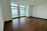 3 Bedroom Condo for rent in Two Roxas Triangle, Urdaneta, Metro Manila near MRT-3 Buendia