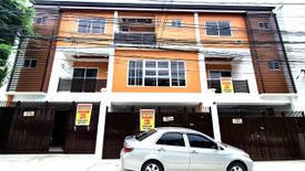 3 Bedroom House for sale in Pinyahan, Metro Manila near MRT-3 Kamuning