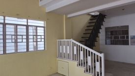 2 Bedroom Apartment for rent in Talon Dos, Metro Manila
