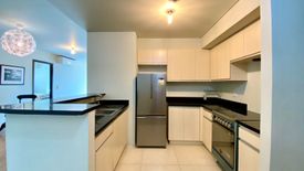 Condo for sale in San Lorenzo, Metro Manila