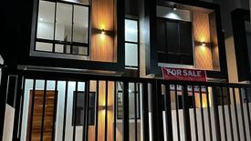 3 Bedroom Townhouse for sale in Guitnang Bayan II, Rizal