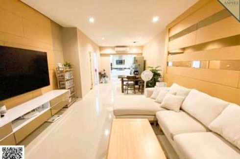 3 Bedroom Townhouse for sale in Suan Luang, Bangkok near MRT Si Nut