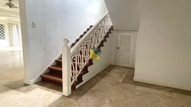 5 Bedroom House for sale in New Alabang Village, Metro Manila