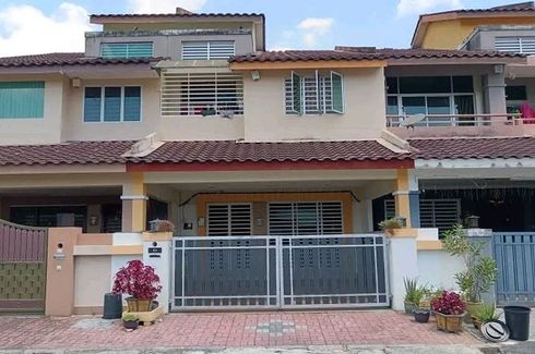 4 Bedroom House for sale in Jalan Silibin, Perak