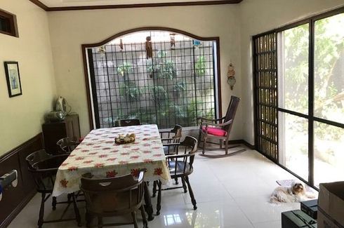 4 Bedroom House for sale in San Martin de Porres, Metro Manila