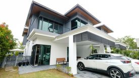 4 Bedroom House for sale in Rawang, Selangor