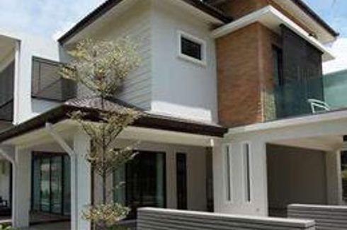 4 Bedroom House for sale in Batu Arang, Selangor