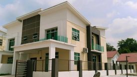 4 Bedroom House for sale in Kampung Giching, Selangor