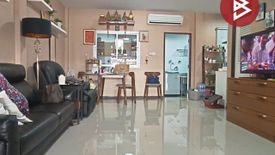 3 Bedroom Townhouse for sale in Suan Luang, Samut Sakhon