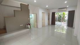 3 Bedroom Townhouse for rent in Chom Phon, Bangkok near MRT Lat Phrao