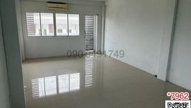 4 Bedroom Commercial for sale in Don Kai Di, Samut Sakhon