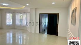 5 Bedroom House for rent in Pruksa Garden Home 2, Plai Bang, Nonthaburi