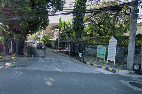 House for sale in Horseshoe, Metro Manila near LRT-2 Betty Go-Belmonte