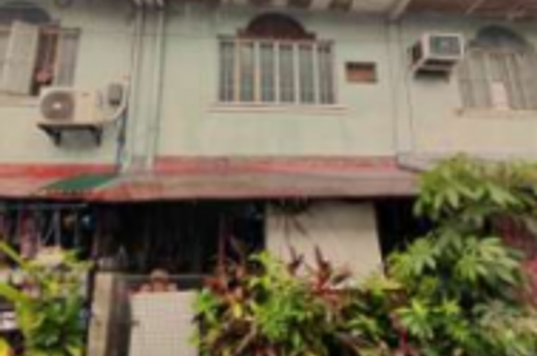 Townhouse for sale in Talon Dos, Metro Manila