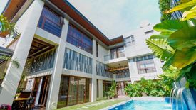 6 Bedroom House for sale in Moonwalk, Metro Manila