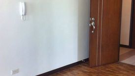 2 Bedroom Villa for Sale or Rent in San Lorenzo, Metro Manila near MRT-3 Ayala