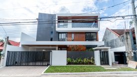 7 Bedroom House for sale in Pansol, Metro Manila