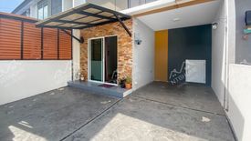 3 Bedroom Townhouse for sale in Sai Noi, Nonthaburi