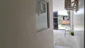 3 Bedroom House for sale in Ramon Magsaysay, Metro Manila near LRT-1 Roosevelt