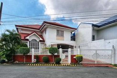 4 Bedroom House for sale in Merville, Metro Manila