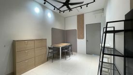 1 Bedroom Serviced Apartment for rent in Jalan Klang Lama (Hingga Km 9.5), Kuala Lumpur