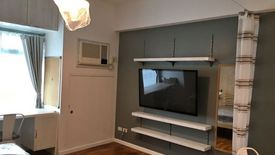 Condo for rent in San Lorenzo, Metro Manila