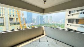 Condo for sale in Urdaneta, Metro Manila near MRT-3 Ayala